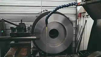 智能化的车间水管卷盘系统，提升工作效率与安全性，车间用自动伸缩水管卷盘好吗