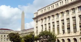 社区公共基础设施，政府与集体合力共建美好家园，社区公共基础设施建设管理