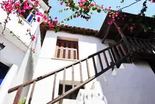 完善旅游设施建设，提升游客体验，旅游设施和旅游基础设施有什么区别
