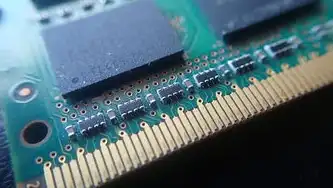内存虚拟化与存储虚拟化，虚拟化技术的双生镜像与本质差异，内存虚拟化与存储虚拟化有何不同和区别