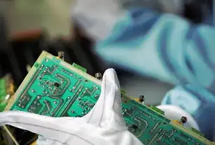 存储芯片行业格局演变，全球技术竞争与中国突围路径，存储芯片制造商排名